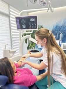 dentista in albania