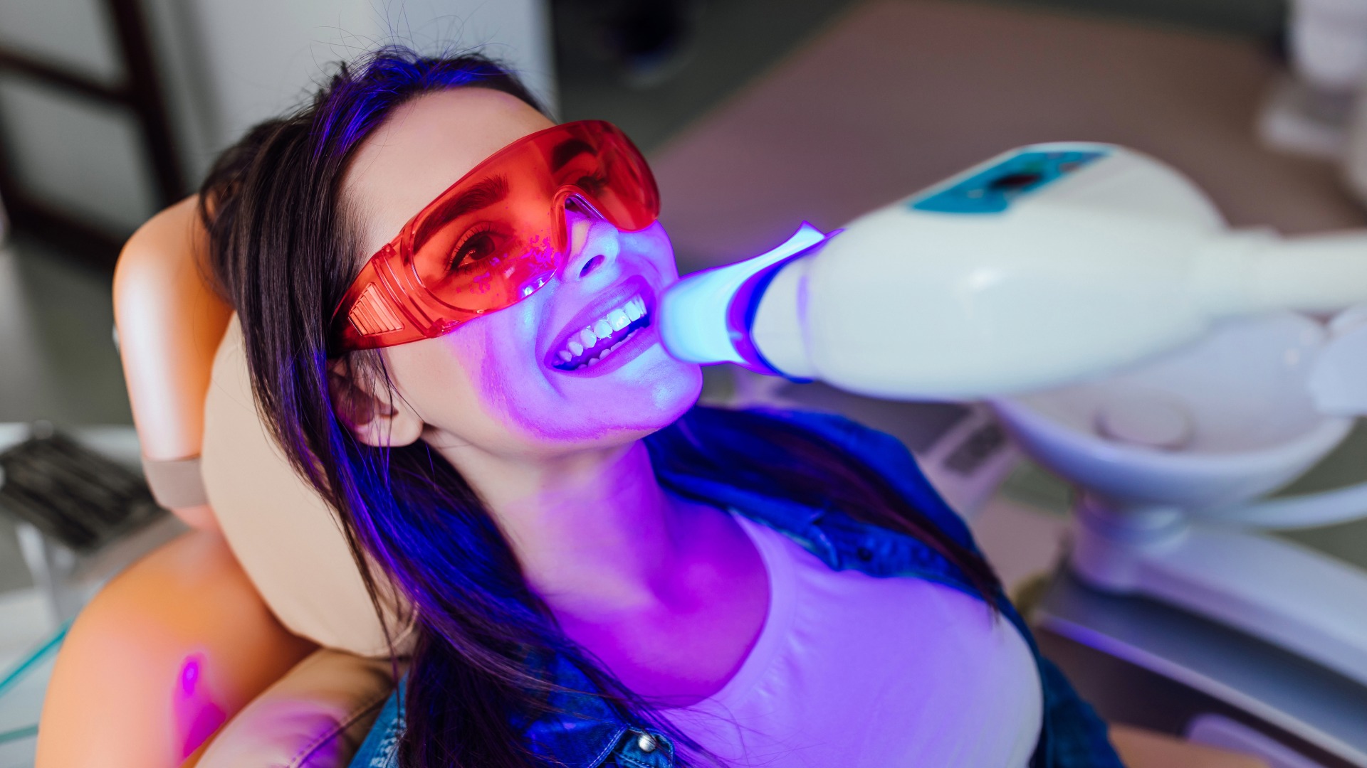 λεύκανση δοντιών Αλβανία